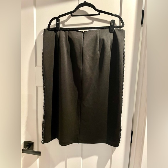 Black eloquii skirt - Picture 3 of 3